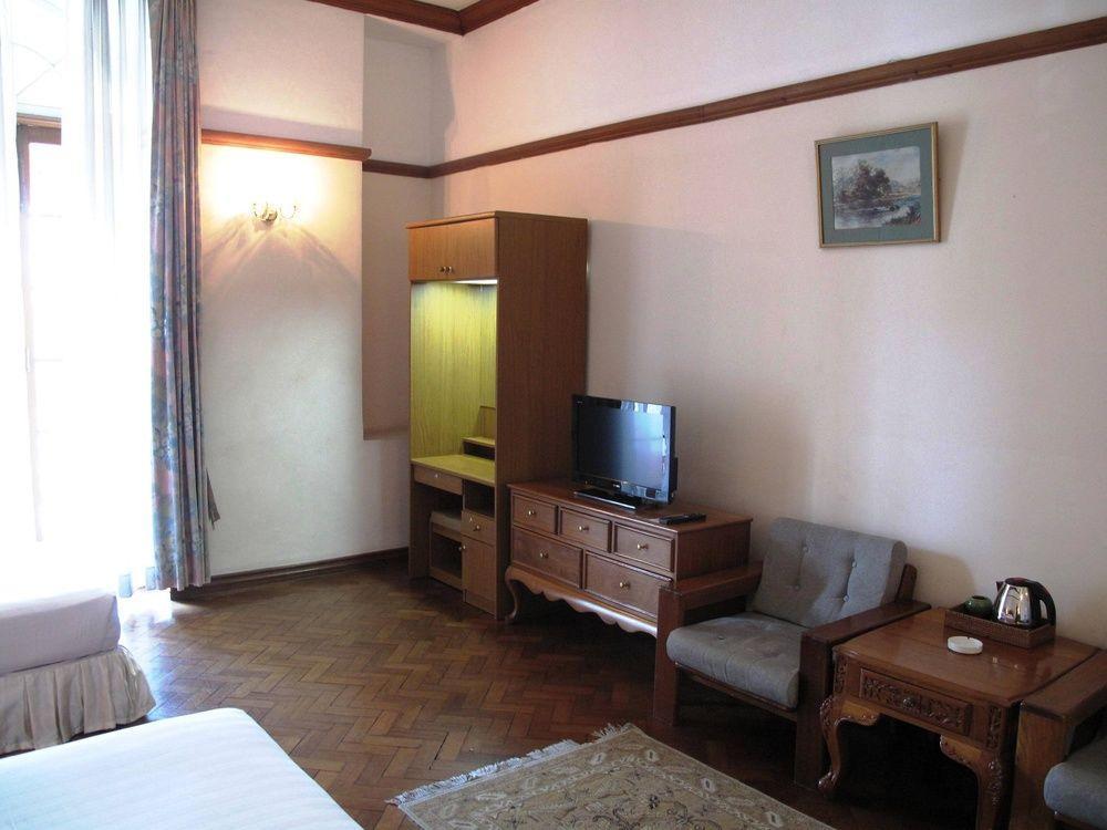 Yuzana Garden Hotel Yangon Exterior photo