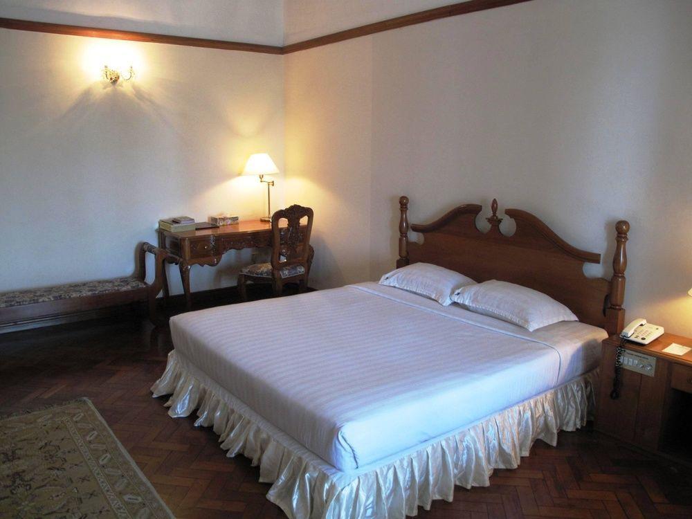 Yuzana Garden Hotel Yangon Exterior photo