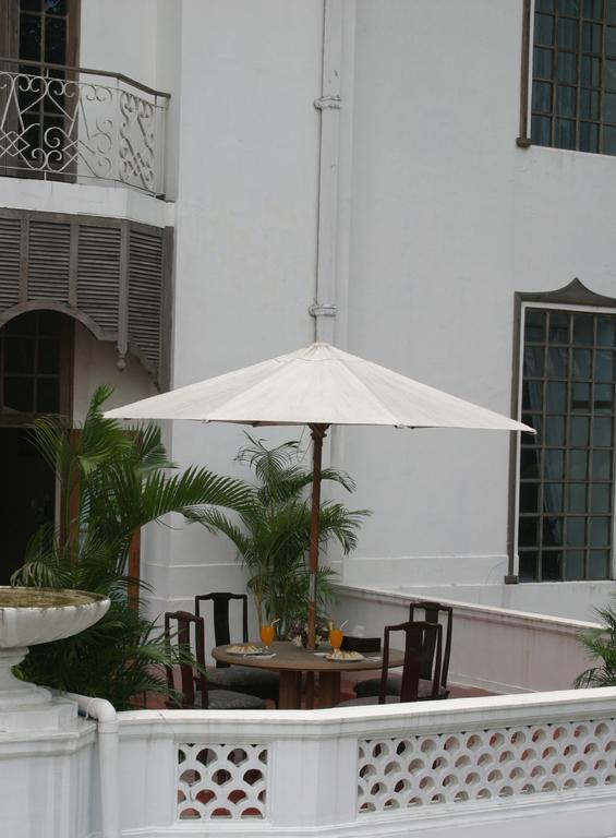 Yuzana Garden Hotel Yangon Exterior photo